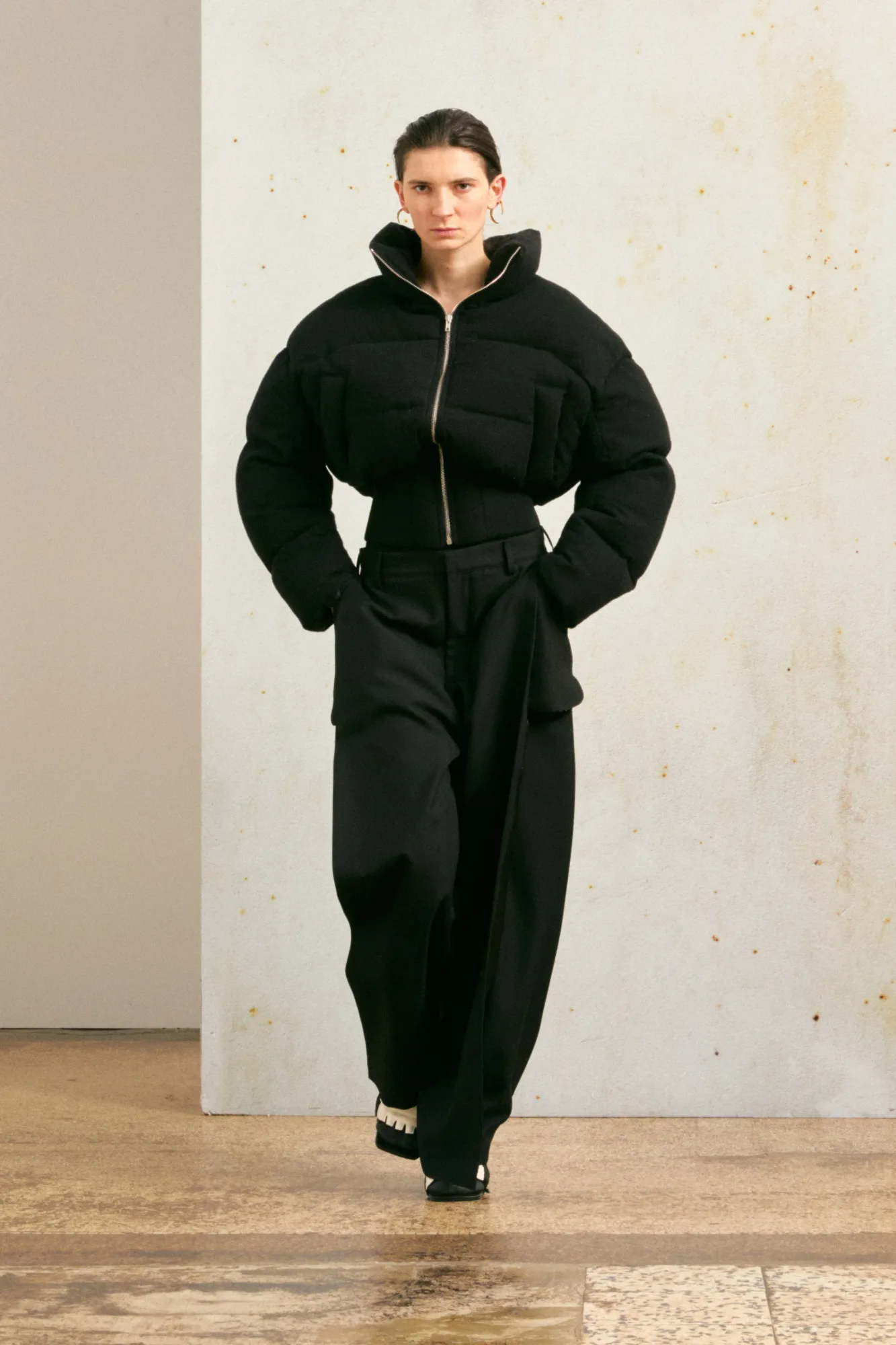 MORDECAI FALL 25 look 4