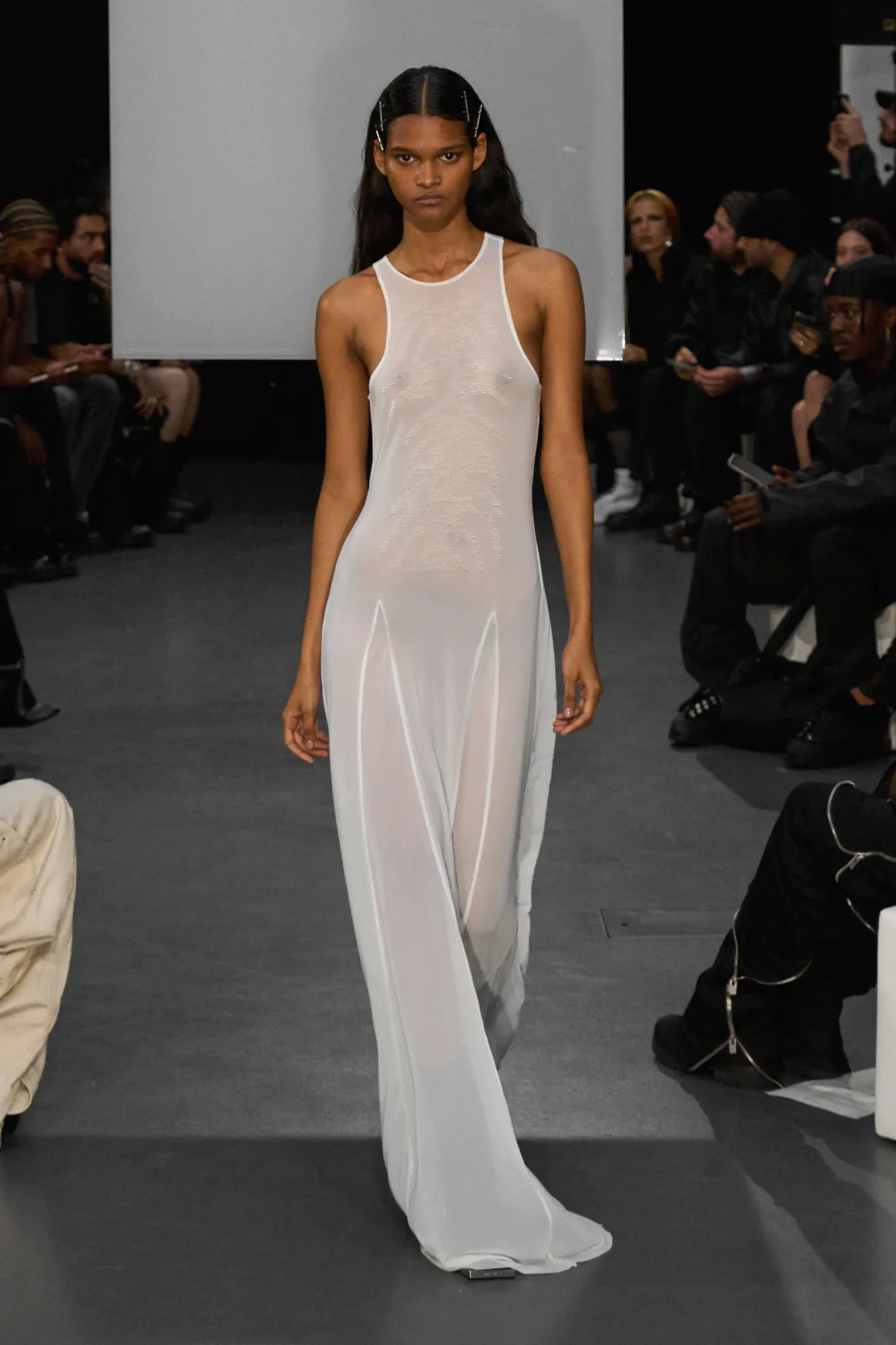 HELIOT EMIL SS 25 look 5