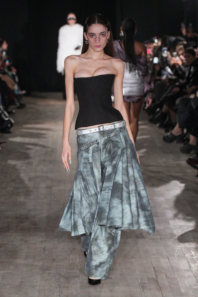 WEINSANTO FW 25 look 1